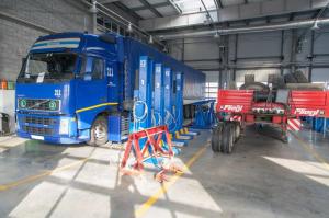 Фотография Автоцентр MAN Trucks&Buses - ЕвроАзия 0