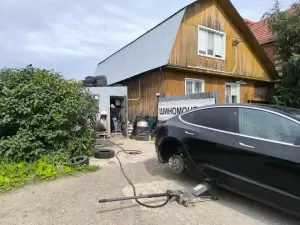 Фотография Шиномонтажная мастерская 3